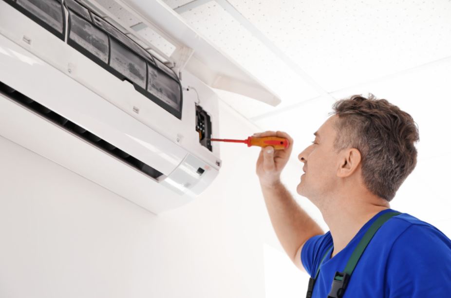 air conditioner servicing